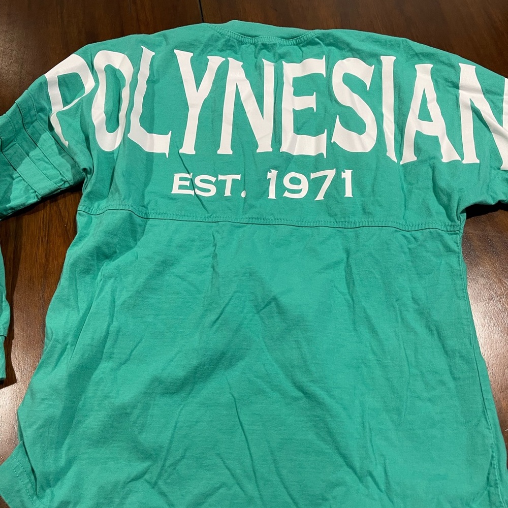 Disney Polynesian spirit jersey Sz. Xs